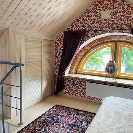 Rannalovi With Private Entrance Near Playground Apartament *
