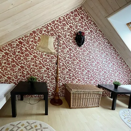 Rannalovi With Private Entrance Near Playground Apartament Parnawa
